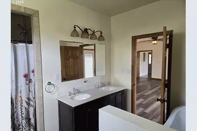 701 Tacoma St, Enterprise, OR 97828 - Photo 5