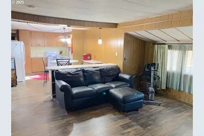 2150 Laura St #44, Springfield, OR 97477 - Photo 9