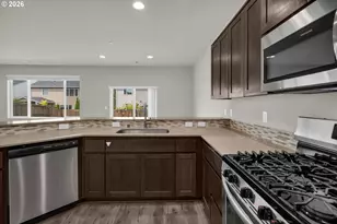 1717 NE Pioneer Ln, Camas, WA 98607 - Photo 9