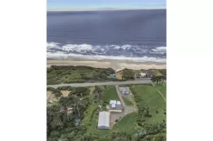 95631 S Hwy 101, Yachats, OR 97498 - Photo 13