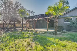 912 NW Oakwood Cir, McMinnville, OR 97128 - Photo 31