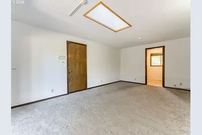 912 NW Oakwood Cir, McMinnville, OR 97128 - Photo 25