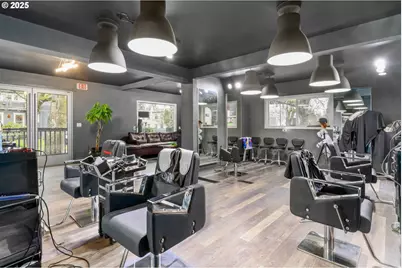 509 E 13th Ave SE, Eugene, OR 97401 - Photo 9