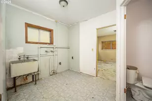 11736 Orchard Ave, Mapleton, OR 97453 - Photo 13