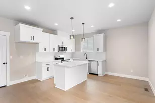 6341 SE 85th Ave, Portland, OR 97266 - Photo 9
