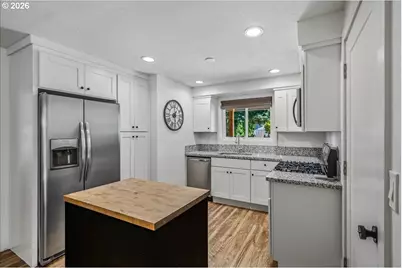 14885 SW Heidi Ct, Tigard, OR 97224 - Photo 11
