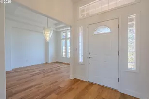 642 E Pioneer Loop, La Center, WA 98629 - Photo 3