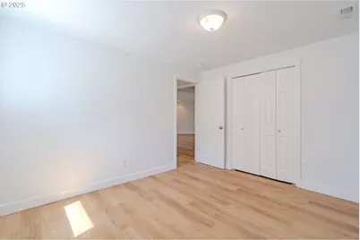 642 E Pioneer Loop, La Center, WA 98629 - Photo 37