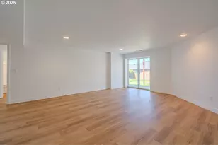 642 E Pioneer Loop, La Center, WA 98629 - Photo 29