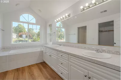 642 E Pioneer Loop, La Center, WA 98629 - Photo 25