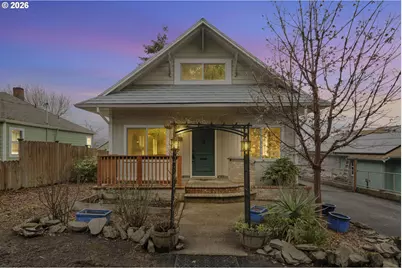 515 Pearl St, Oregon City, OR 97045 - Photo 1