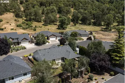 422 Oak Valley Loop, Winchester, OR 97495 - Photo 29