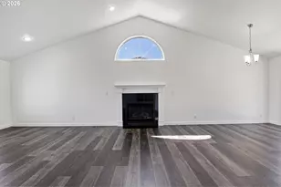 2070 Clark Ave, Cottage Grove, OR 97424 - Photo 9