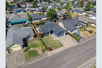 2070 Clark Ave, Cottage Grove, OR 97424 - Photo 43