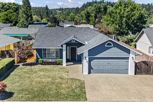 2070 Clark Ave, Cottage Grove, OR 97424 - Photo 3