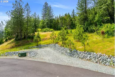 225 SE Eagle Ridge Dr, Canyonville, OR 97417 - Photo 15