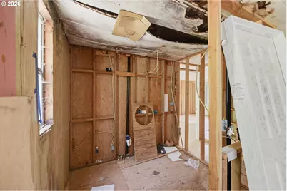 95007 North Way Ln, North Bend, OR 97459 - Photo 21