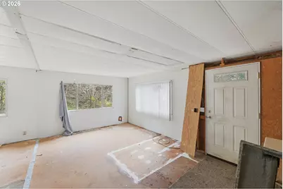 95007 North Way Ln, North Bend, OR 97459 - Photo 13