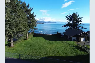 438 Buena Vista Loop, Brookings, OR 97415 - Photo 5