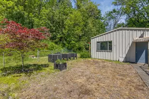215 E Scott Ave, Woodland, WA 98674 - Photo 31