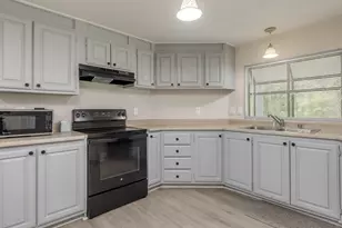 215 E Scott Ave, Woodland, WA 98674 - Photo 7