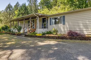 215 E Scott Ave, Woodland, WA 98674 - Photo 3