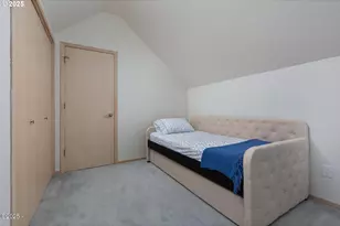 136 SE Larch St, Newport, OR 97365 - Photo 25