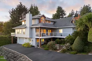 136 SE Larch St, Newport, OR 97365 - Photo 3