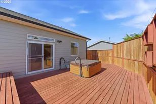 1400 Holloway, Coos Bay, OR 97420 - Photo 31