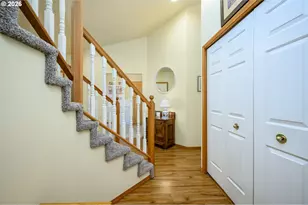 323 NE Fircrest Pl, McMinnville, OR 97128 - Photo 21
