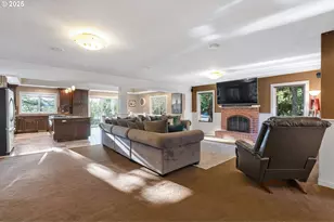 15943 SW Enna Ct, Portland, OR 97224 - Photo 13