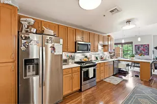 2350 NW Savier St, Portland, OR 97210 - Photo 9