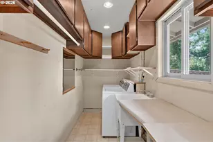 10925 SW 58th Ave, Portland, OR 97219 - Photo 13