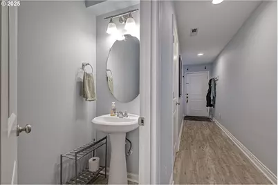 7632 NE 20th St, Vancouver, WA 98664 - Photo 13