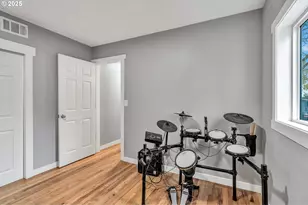 122 N Cole Ave, Molalla, OR 97038 - Photo 15