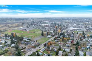 122 N Cole Ave, Molalla, OR 97038 - Photo 25