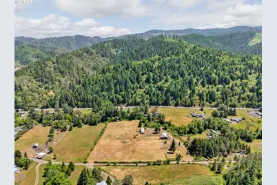 596 Raleigh Dr, Winston, OR 97496 - Photo 27
