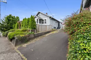 1477 7th St, Astoria, OR 97103 - Photo 29