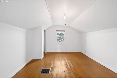 1477 7th St, Astoria, OR 97103 - Photo 25