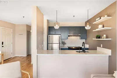 315 NW Uptown Ter #2A, Portland, OR 97210 - Photo 11