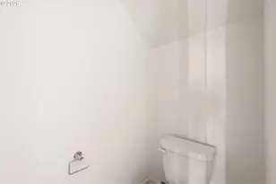 6008 NE 30th Ave, Portland, OR 97211 - Photo 5