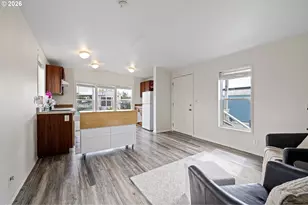 2150 Laura St, Springfield, OR 97477 - Photo 5