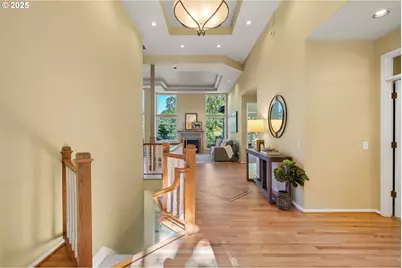 262 NW Royal Blvd, Portland, OR 97210 - Photo 5