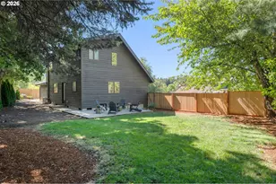 4411 Dillard Rd, Eugene, OR 97405 - Photo 39