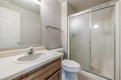 8304 SW Mohawk St, Tualatin, OR 97062 - Photo 25