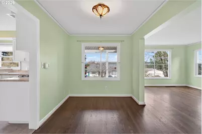 3330 SW Primrose St, Portland, OR 97219 - Photo 11