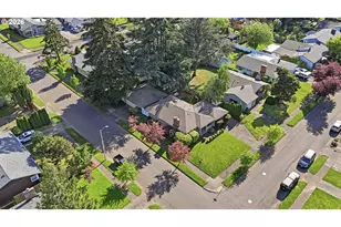 12040 NE Morris St, Portland, OR 97220 - Photo 29