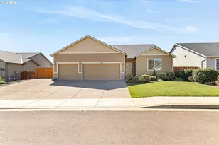 756 E McKinley St, Carlton, OR 97111 - Photo 5
