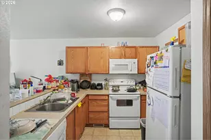 905 Charter Pl, Salem, OR 97301 - Photo 31