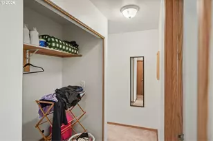 905 Charter Pl, Salem, OR 97301 - Photo 35